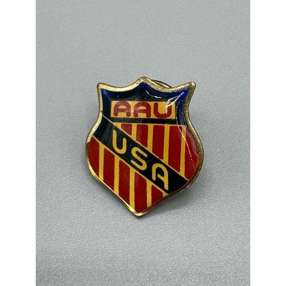 Vintage AAU USA Flag Lapel Pin‎